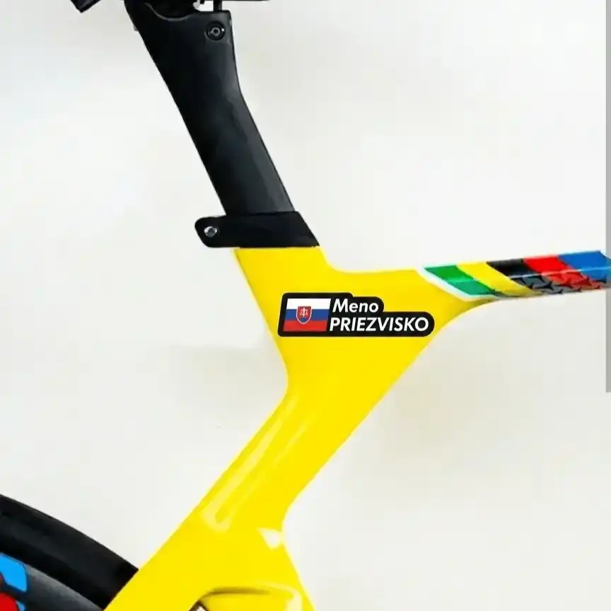 Custom Menovka s vlajkou 2